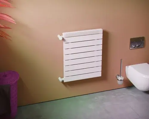 Corpotherma Mini radiateur, à eau, panneaux droits en acier de précision, blanc, profondeur 65mm