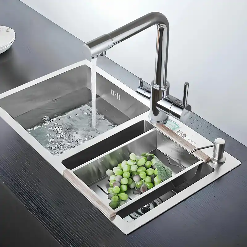 Robinet évier avec double sortie