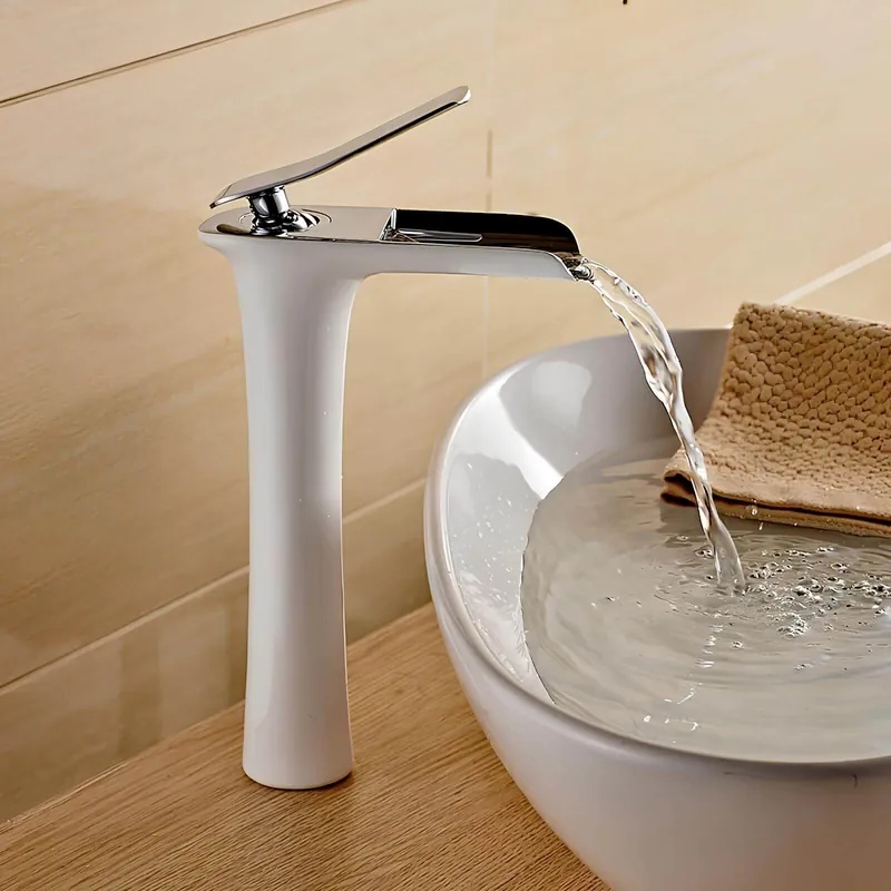 Robinet vasque en laiton – mitigeur à bec cascade, design moderne