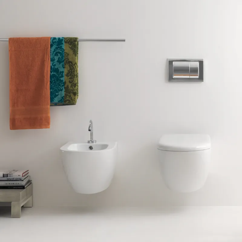 Wc et Bidet suspendu Kerasan Aquatech