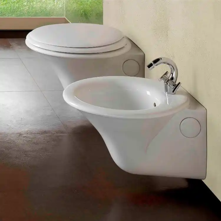Wc et bidet suspendu Sculture Hatria