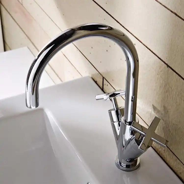 Mélangeur lavabo Line Treemme