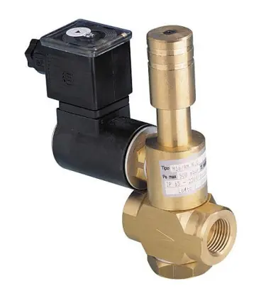 Clesse Electrovanne basse pression debit maxi 30m3. entree/sortie F.1 1/4‘‘ a rearmement manuel 220V-50 hertz